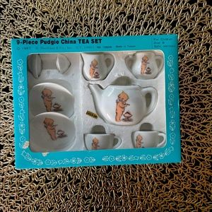Kewpie Pudgie Tea Set